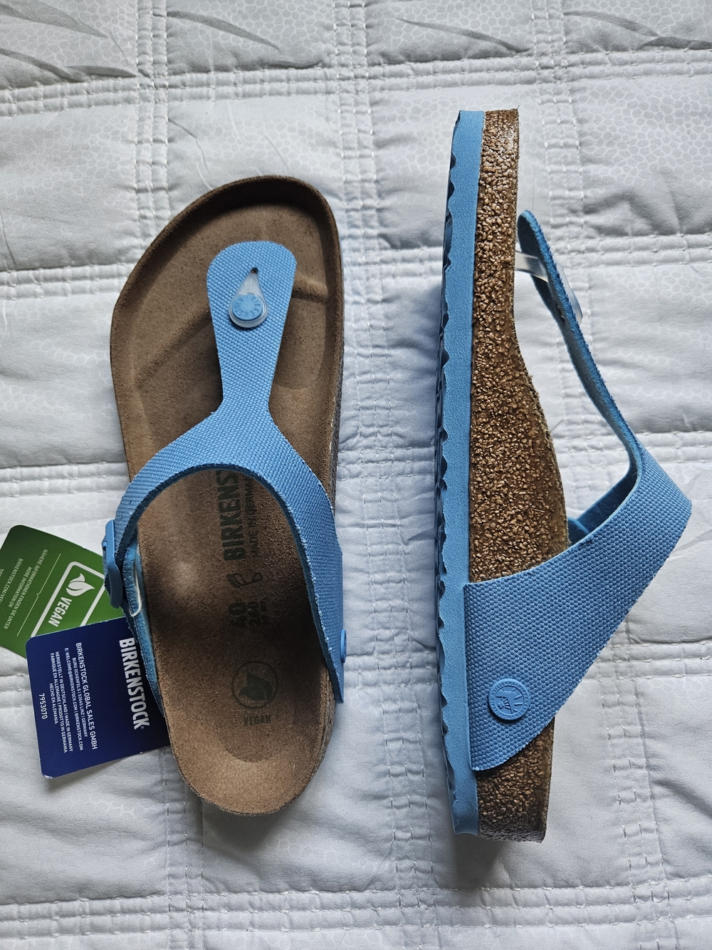Size 40 Birkenstock Women’s Blue Gizeh Thong Sandals